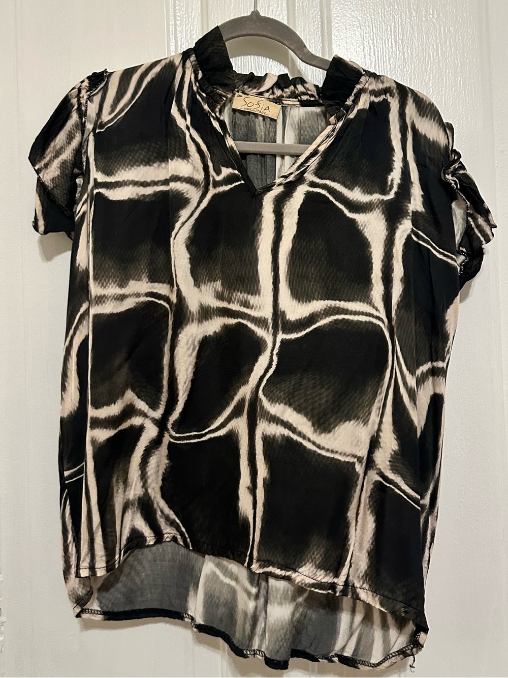 Sofia Black & Cream Silk Short-Sleeve Patterned Blouse